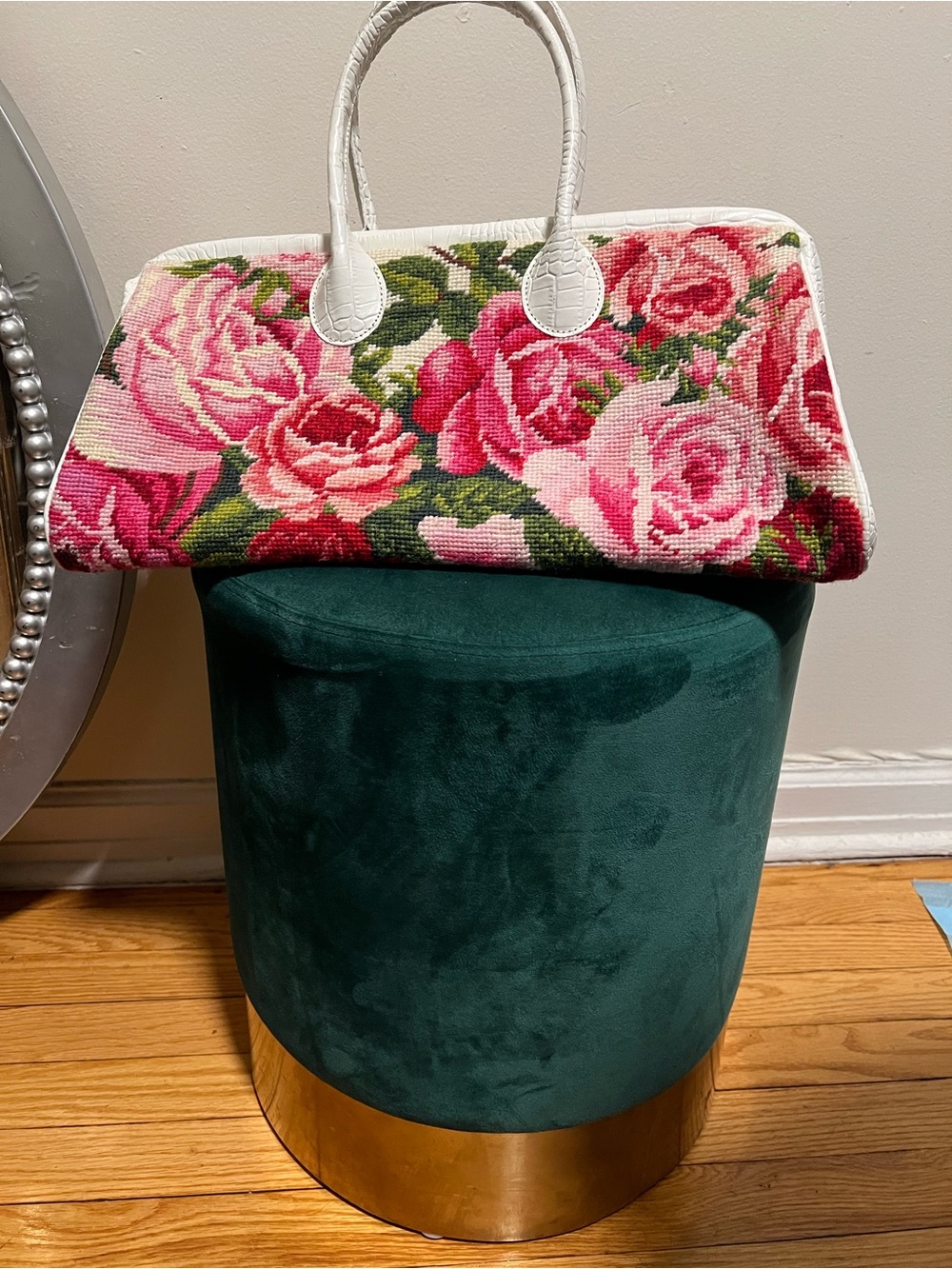 CLEVER CARRIAGE COMPANY NEEDEPOINT EMBROIDERED ROSES LARGE SATCHEL